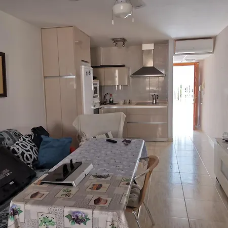 Apartamento Casa Angeles Castell de Ferro